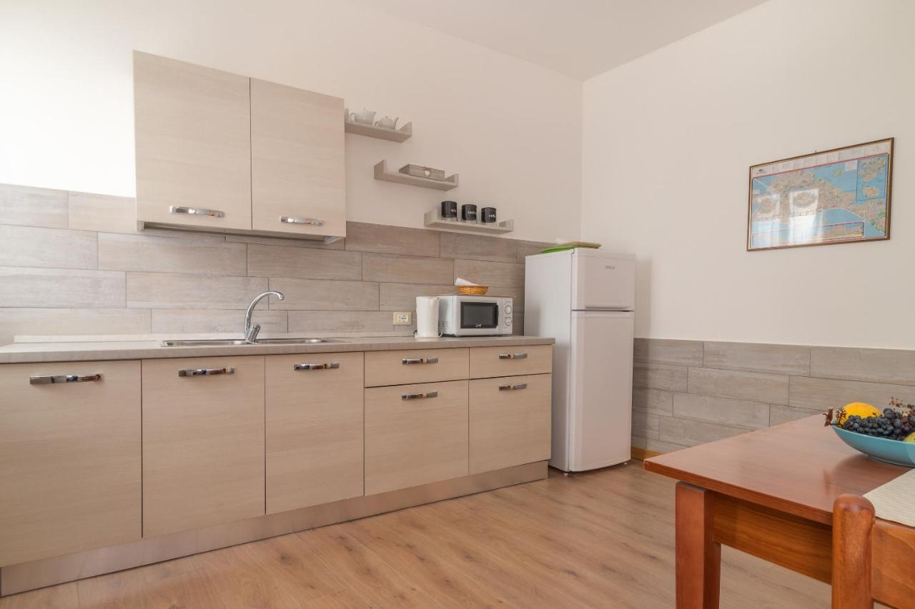 Apartamento Family Colours Close To @rialto Mercato *